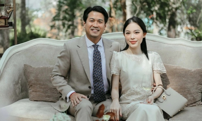 Phillip Nguyễn và Linh Rin hẹn hò vào năm 2019 và quyết định về chung một nhà vào tháng 3/2023. Mới đây, Linh Rin đã sinh con đầu lòng tại tại bệnh viện ở TP HCM. Ảnh: Internet