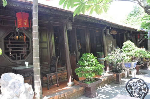 Việc xây dựng khu nhà này là cả một quá trình kỳ công. Để có được mảnh đất rộng hơn 5.000 m2, hai vợ chồng ông Huy phải năn nỉ 10 chủ đất sang nhượng mới có được. Ảnh: Vietnamnet
