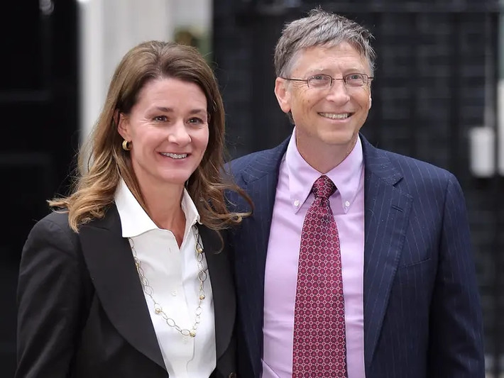 Bill Gates cùng vợ cũ Melinda đã cùng ký hiệp ước với quỹ từ thiện để cống hiến hàng trăm tỷ USD phục vụ cộng đồng. Ảnh: BI