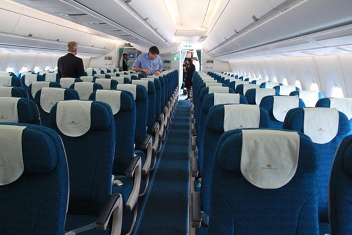 Airbus A321 có 3 phiên bản với 178 ghế, 184 ghế hoặc 203 ghế.Trong đó, phiên bản 178 và 184 hiện khai thác trên nhiều đường bay quốc tế như Đài Loan, Singapore…Ảnh: VNA.