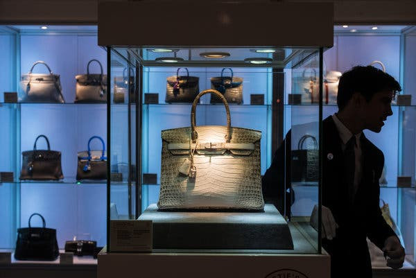 Tất cả nhân sự mới của Hermès đều được tuyển chọn cẩn thận và trải qua khóa đào tạo nội bộ kéo dài 3 ngày.