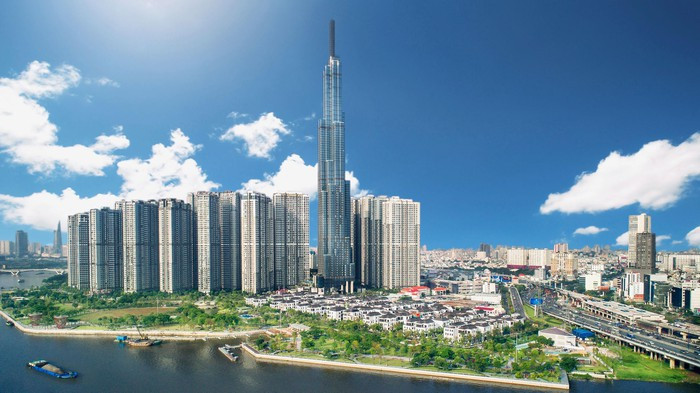Bà Thu Hương hiện là Phó chủ tịch HĐQT Vingroup - tập đoàn kinh tế tư nhân hàng đầu Việt Nam. Cập nhật đến ngày 20/3/2020, bà Hương đang sở hữu khối tài sản khoảng 13.399 tỷ đồng.
