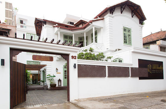 Thu Hoài sở hữu trung tâm thẩm mỹ mang thương hiệu cá nhân, được nhiều nghệ sĩ thường lui tới.