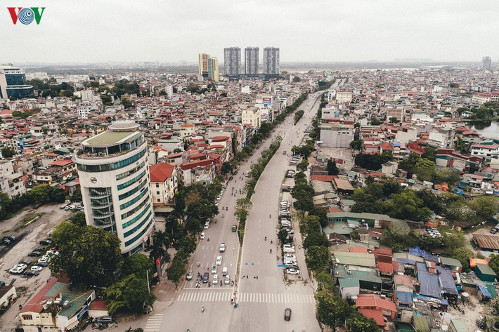 Đường Trần Khát Chân