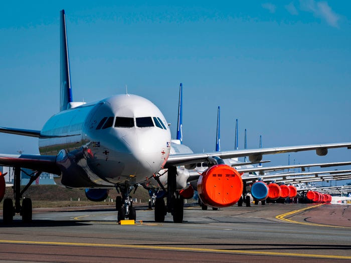 Scandinavian Airlines - một trong những hãng đầu tiên ở châu Âu gần như đóng cửa toàn bộ hoạt động khi virus lan ra khỏi biên giới của Ý. Ảnh: Getty Image.