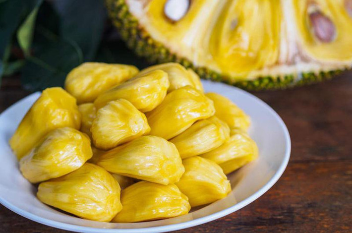 Còn mít đã bị tiêm thuốc thì không có mùi thơm lừng như mít chín cây, thậm chí chúng không có mùi.