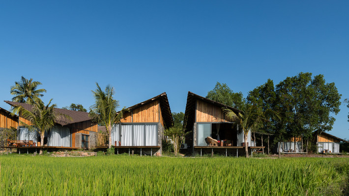 The "Ruộng" Resort là khu nghỉ dưỡng nằm trên khu đất nằm ở xã Phước Thuận, huyện Xuyên Mộc, tỉnh Bà Rịa - Vũng Tàu.