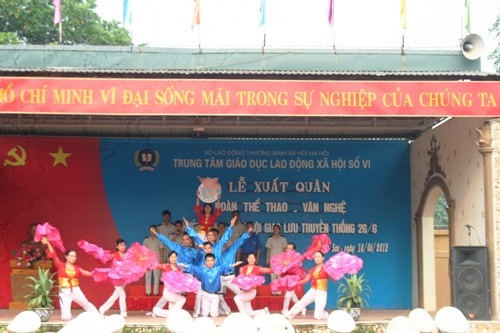 Trung tâm Giáo dục lao động xã hội số 6 trong một cuộc giao lưu văn nghệ.