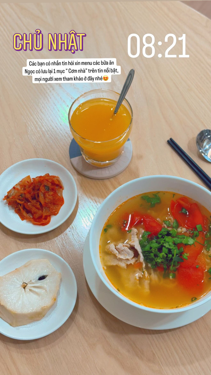 Chẳng cần sơn hào hải vị nhưng các món được chế biến rất ngon, bài trí đẹp mắt, nhìn là đã thấy đưa cơm vô cùng.