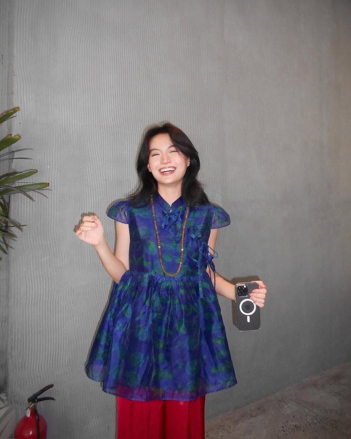 Con riêng của chồng Vũ Thu Phương là Trần Kim Ngọc (Kimbee, sinh năm 2005). Cô bạn tốt nghiệp tại một trường quốc tế ở TP.HCM và hiện đang du học tại trường Đại học Nghệ thuật Luân Đôn.