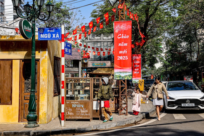 Đảo Ngọc - Ngũ Xã thuộc phường Trúc Bạch (Ba Đình), dịp Tết này BQL đã quyết định đưa những nét Tết xưa của Hà Nội tái hiện trong không gian này.