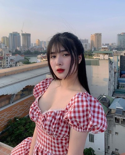 Trong quá khứ, cặp đôi từng có ký ức chẳng mấy vui vẻ, thậm chí đấu tố lẫn nhau. Chính Fish từng đăng đàn đầy bức xúc rằng, mình chỉ là "con rối" của người yêu.