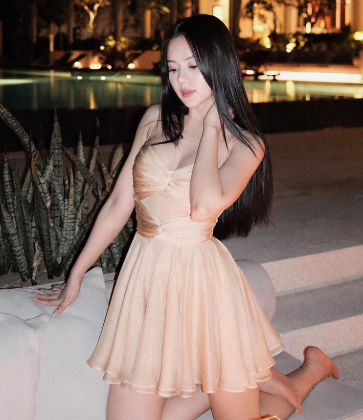 Lời đáp trả của Bò Chảnh nhanh chóng nhận được sự ủng hộ từ cộng đồng mạng, cho thấy cô là người tự tin và không dễ bị ảnh hưởng bởi những lời so sánh.