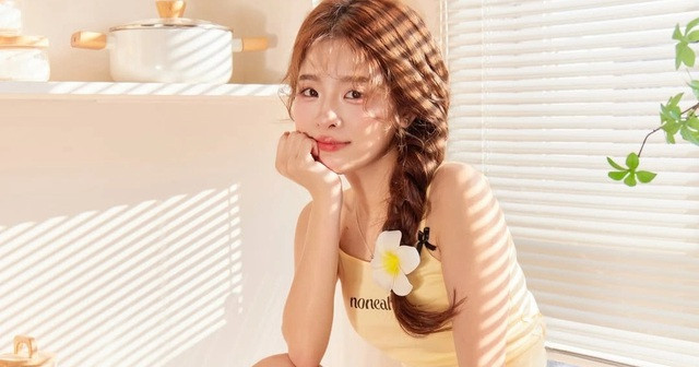 Cụ thể, hình ảnh cô gái ngọt ngào, nữ tính và phong cách thời trang nhẹ nhàng giờ thay bằng một Ngọc Kem diện mạo hoàn toàn mới: mạnh mẽ, gợi cảm và đầy cuốn hút.