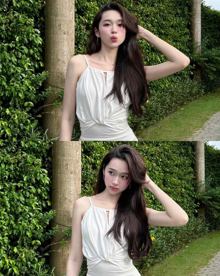 Đáng chú ý, “ngày mai” mà mỹ nhân 2k1 này đề cập có lẽ là khoảng thời gian không xác định bởi hôm nào cô nàng cũng ngồi trước rất nhiều đồ ăn nào bánh ngọt, trà sữa, bún, bánh mì,... và nói: “Ngày mai mình giảm cân”.