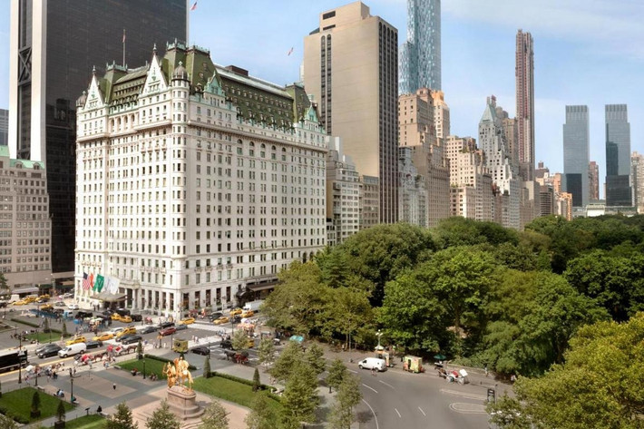 Theo Vanity Fair, Al Waleed bin Talal ưa thích những khách sạn xa hoa. Ông sở hữu khách sạn Savoy ở London, Anh, Plaza ở New York, Mỹ và George V ở Paris, Pháp. Ảnh: Getty