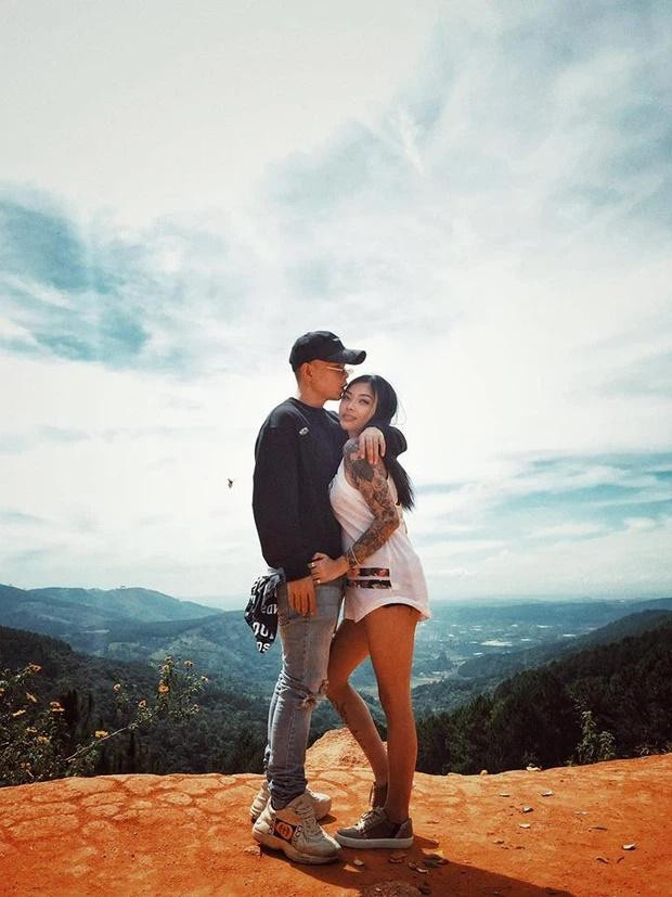 Cassie cũng được biết đến là người tình cũ của rapper đình đám làng nhạc Việt. Trong vô vàn những bóng hồng của mình, Trinh Võ cũng là cô gái được Binz công khai đăng ảnh lên trang cá nhân.