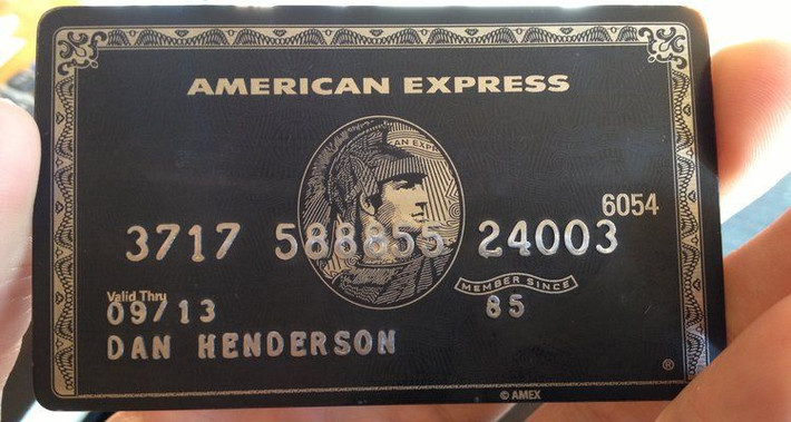 Cụ thể, Thu Trang cho biết: "Không một ai có thể tìm được thông tin về Centunrion trên website của AMEX. Họ không cho mình biết bất kì điều gì về chiếc thẻ này hết. Những thông tin có được là thống kê từ những tỷ phú, triệu phú từng sử dụng thẻ".