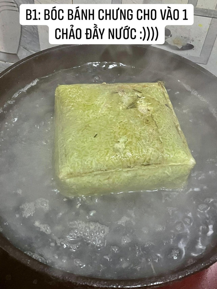 Mặc dù mùi vị của bánh chưng rán luôn rất hấp dẫn và gây nghiện nhưng sau một tuần lễ ngao ngán với nhiều loại thực phẩm đầy chất đạm thì món ăn này đôi lúc trở nên ngấy hơn.
