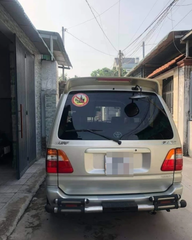 Những câu chuyện liên quan đến việc đỗ xe trái quy định vốn không còn xa lạ trên nhiều diễn đàn mạng xã hội. Tuy nhiên, mỗi một tình huống xuất hiện khác nhau vẫn khiến cư dân mạng quan tâm và không ngừng xôn xao bàn tán.