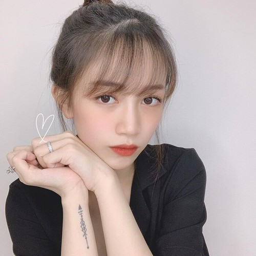 Dù không phải là người trong showbiz nhưng Joyce Phạm nhận được sự quan tâm của cư dân mạng.