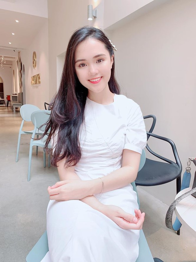 Tuy nhiên dân tình có nhìn nữa nhìn mãi thì vẫn phải trầm trồ vì "công chúa béo" có pha bẻ cua quá ư là gắt.