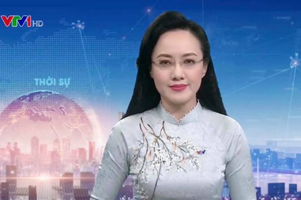 Hoài Anh tên đầy đủ là Nguyễn Thị Hoài Anh, sinh năm 1980. Có thời gian, cô theo đuổi công việc MC tại Trung tâm Truyền hình Việt Nam khu vực TP.HCM. Đến đầu năm 2008, Hoài Anh được lãnh đạo VTV cử ra Hà Nội công tác để tăng cường vào đội ngũ BTV của VTV1 và VTV4.