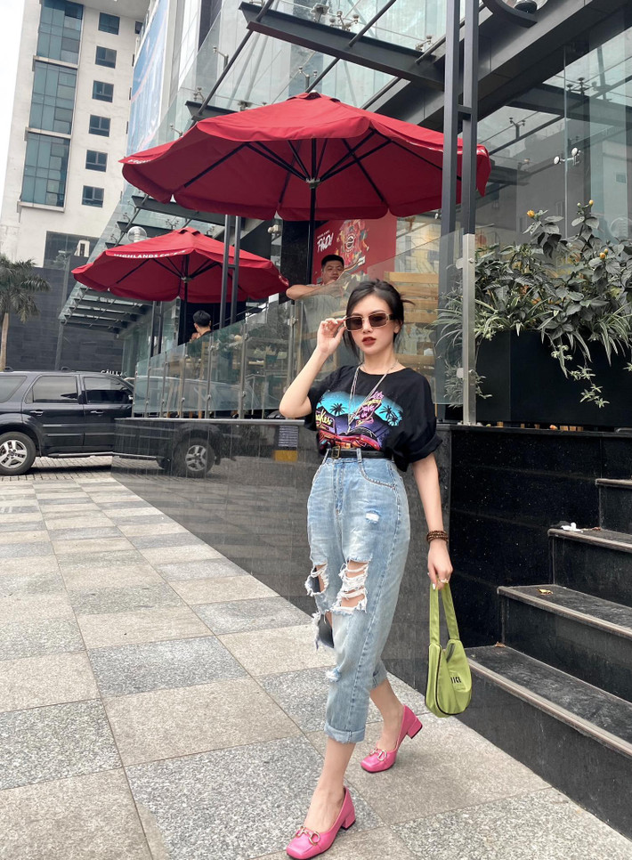 Dành được sự yêu mến và chú ý từ netizen, Bố Mẹ Gấu cho biết gia đình cảm thấy rất vui khi sản phẩm làm ra được mọi người quan tâm, điều đó khiền cô càng muốn học hỏi và trau dồi thêm nhiều.