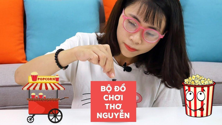 Hiện Thơ Nguyễn có trên 6 tỷ lượt xem video, thu nhập kênh Youtube của cô hàng năm từ 234 nghìn đến 3,4 triệu USD (khoảng 2,4 - 78 tỷ VNĐ/ năm).