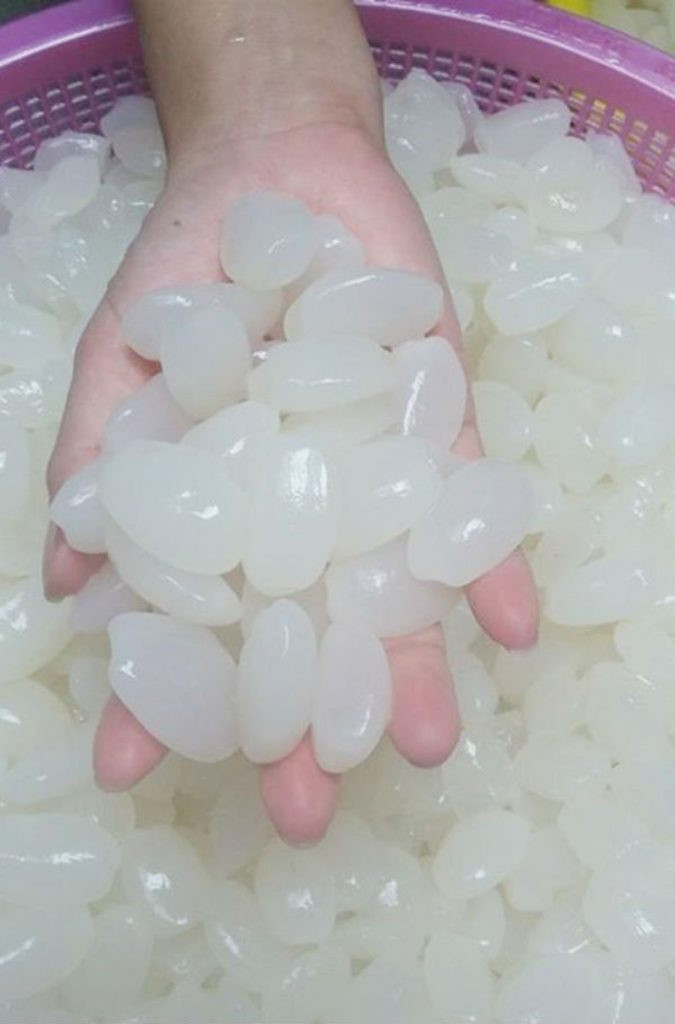 Dù không được trồng phổ biến nhưng hạt đác được vận chuyển đến khá nhiều nơi, trở thành một món ăn quen thuộc và được nhiều người biết đến.
