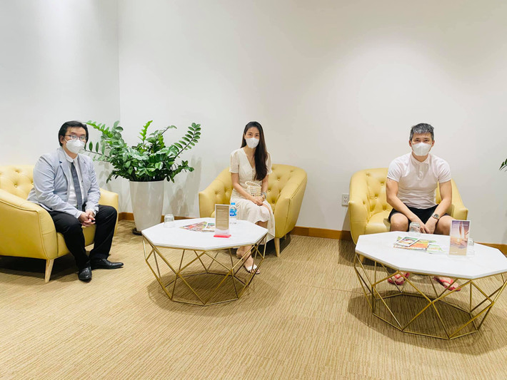 Sau khi nhận được sao kê của ngân hàng, vợ chồng Công Vinh - Thủy Tiên chia thành 3 giai đoạn. Giai đoạn 1 từ ngày 8/10/2020 đến 12/10/2020 (trước khi kêu gọi từ thiện 5 ngày). Số tiền giai đoạn 1 là 272 triệu. Đây là tiền cá nhân của Thủy Tiên.