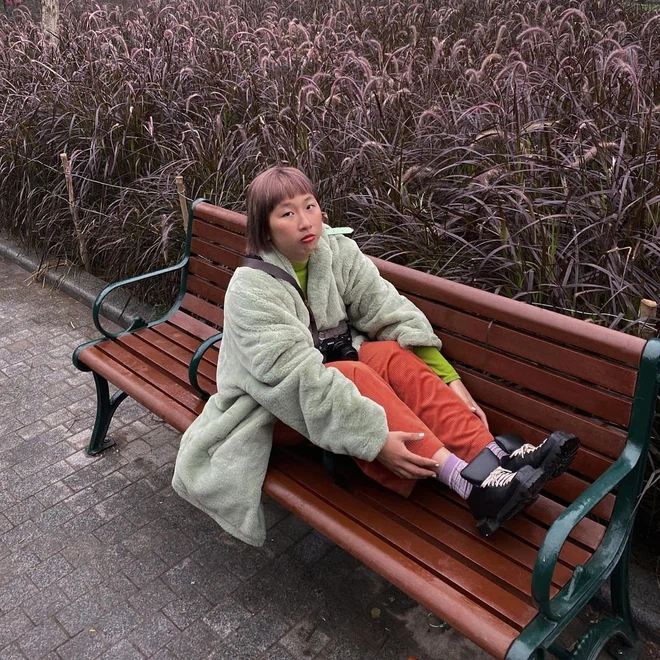 Là con gái hàng ngày phải vật lộn với biết bao nhiêu nỗi muộn phiền. Các chị em luôn phải chăm lo nhan sắc, dưỡng da rồi vóc dáng. Mới đây, "thánh lầy" Trang Hý đã chứng minh mình là ví dụ điển hình nhất cho nỗi khổ liên quan đến tóc tai của hội chị em.