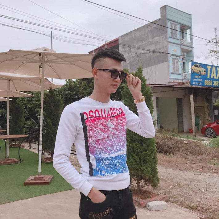 Là một YouTuber có tiếng được giới trẻ hâm mộ nhưng nội dung của kênh Duy Thường đăng tải lại là các clip nhảm dàn dựng liên quan tới tai nạn giao thông.
