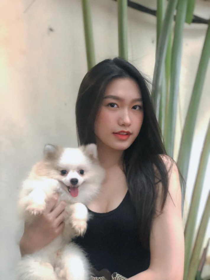 Từ gương mặt, thần thái cho tới ngoại hình, Doãn Hải My đều khiến nhiều người phải chú ý.