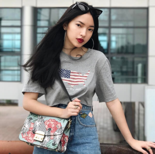 Dù chưa một lần chính thức thừa nhận mối quan hệ nhưng người hâm mộ đã "soi" ra hàng loạt chi tiết trùng hợp của Binz và Châu Bùi như mặc cùng mẫu áo phông, đăng ảnh cún cưng của nhau, check-in cùng địa điểm du lịch...