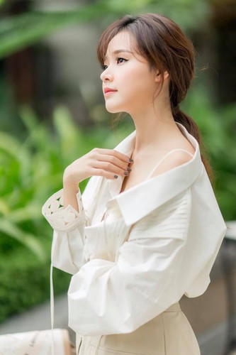 Chia sẻ của Midu nhận được nhiều sự đồng tình. Người hâm mộ cũng mong cô sớm tìm được chân ái.
