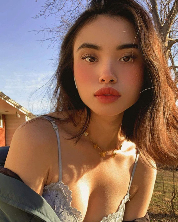 Vào hồi đầu năm nay, cặp đôi Phương Uyên và Anh Kiệt đã chính thức đường ai nấy đi bằng 1 loạt phốt "tưng bừng" trên MXH.