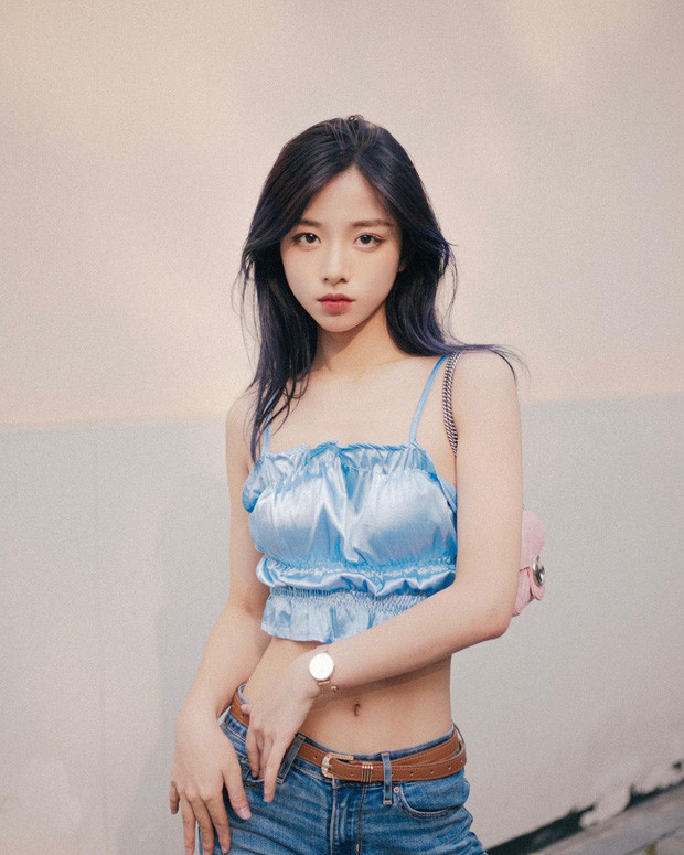 Phan Thị Minh Hằng (thường gọi là Hằng Phan) là hot girl ảnh thẻ không còn xa lạ gì với cộng đồng mạng.