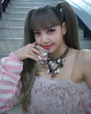 Thảo Ly có nhiều nét hao hao Lisa.