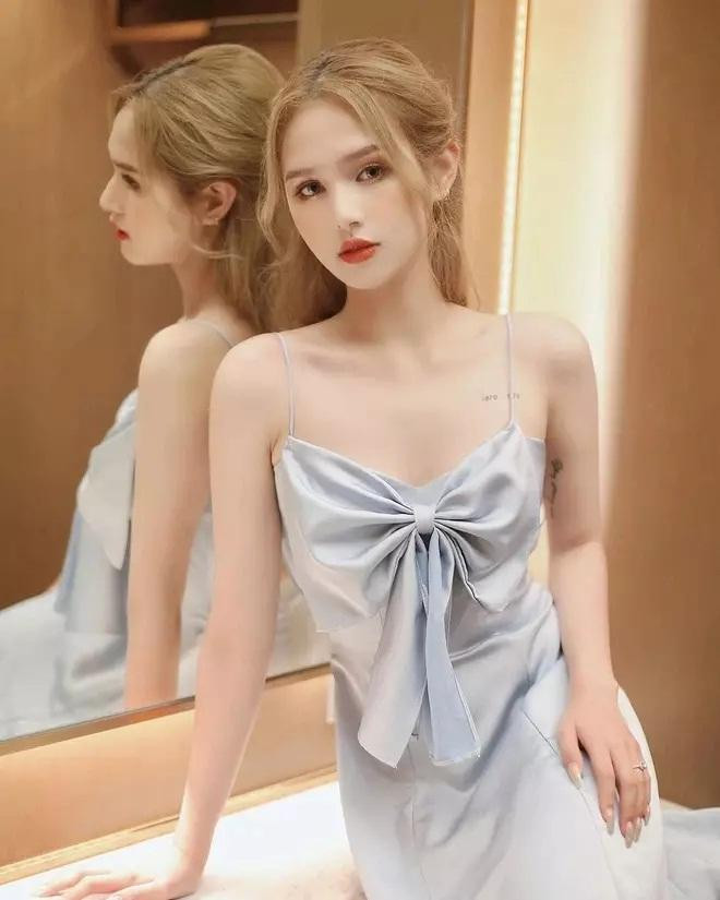 Thời gian qua, hot girl Xoài Non rất chăm chỉ mở Q&A (hỏi - đáp) trò chuyện với mọi người. Trong lần giao lưu mới đây, bà xã "streamer giàu nhất Việt Nam" - Xemesis gây chú ý khi lần đầu nói thật về bản thân.