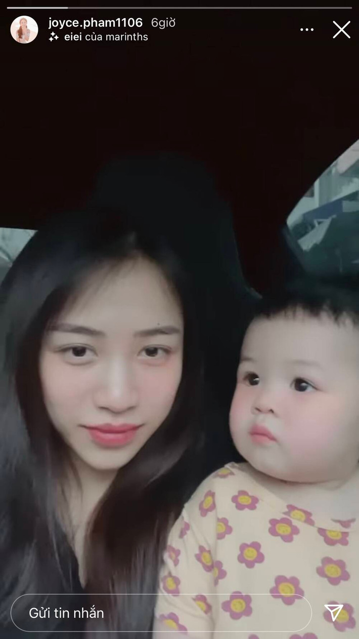 Trên trang cá nhân, bà mẹ trẻ Joyce Phạm thi thoảng lại cho bé Jayden Nguyễn Phạm lên sóng.