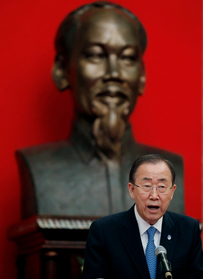 Trong sự kiện họp báo sau khi hội đàm với Chủ tịch nước Trương Tấn Sang, ông Ban Ki Moon khẳng định Liên hiệp quốc đang theo dõi sát tình hình biển Đông và diễn biến này là hết sức quan trọng và nghiêm trọng - Ảnh: Nguyễn Khánh