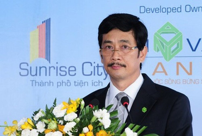 Vị trí tiếp theo thuộc về ông Bùi Thành Nhơn - Chủ tịch HĐQT tập đoàn Novaland. Ông Nhơn đang nắm giữ 145,7 triệu cổ phiếu NVL trị giá 7.700 tỷ đồng. Ảnh: Novaland.