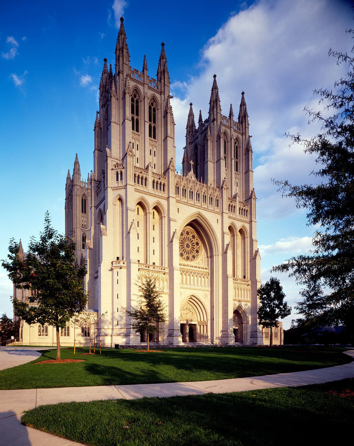 Nhà thờ Quốc gia ở thủ đô Washington DC, là nhà thờ lớn thứ hai ở Mỹ, được xây dựng trong thời gian kỷ lục, 80 năm. Ảnh: Wiki.
