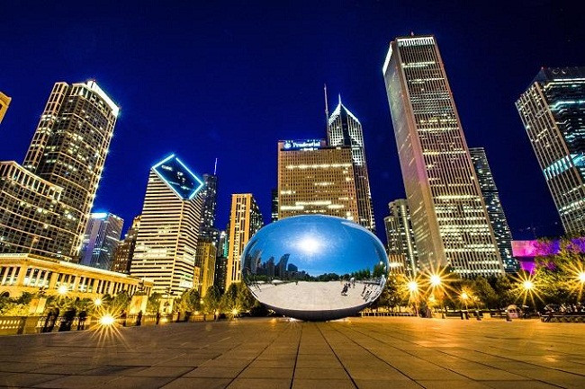 Với mức lương trung bình 3.650 USD/tháng, không có gì ngạc nhiên khi thành phố Chicago (Mỹ) lọt top những thành phố đáng sống nhất 2018. Chicago chính là thiên đường mua sắm số 1 tại Mỹ.