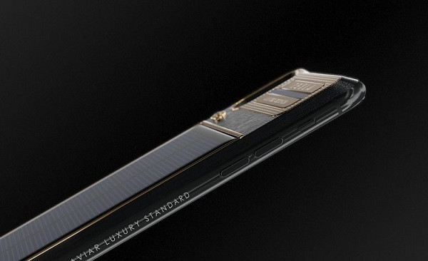 Caviar cho biết họ hy vọng, chiếc iPhone X Tesla sẽ nằm trong tay của “các phi hành gia, những người tiên phong, những người tạo ra những khám phá vĩ đại về khả năng của con người”. Bạn có thể mua iPhone X Tesla trên trang web của Caviar.