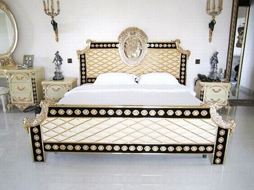Phòng ngủ được trang hoàng ngăn nắp gọn gàng.