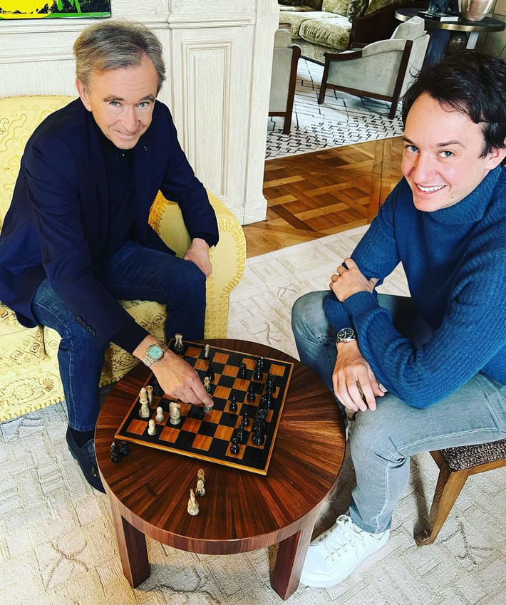 Theo Financial Times, năm 2023 tỷ phú Bernard Arnault là người tiếp tục giữ vững “ngôi vương” trong danh sách các tỷ phú giàu nhất thế giới. Ông vượt qua nhiều ứng cử viên nặng ký với khối tài sản ròng lên đến 210 tỷ USD. Ảnh: Preview