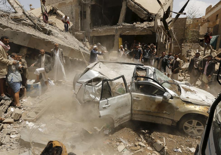 3. Thủ đô Sanaa ở đất nước Yemen đang có chiến tranh cũng là một trong những thành phố nguy hiểm nhất thế giới. Thành phố này luôn phải đối mặt với các cuộc không kích vô tội vạ của Liên quân Arập do Riyadh cầm đầu.