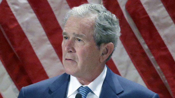 Cựu Tổng thống George W. Bush nhận được 10 triệu USD cho thỏa thuận viết hồi ký. Ảnh: Ustoday.